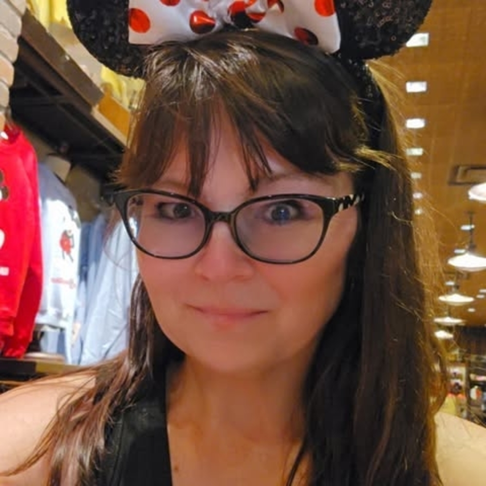 Meet your Posher, Teressa